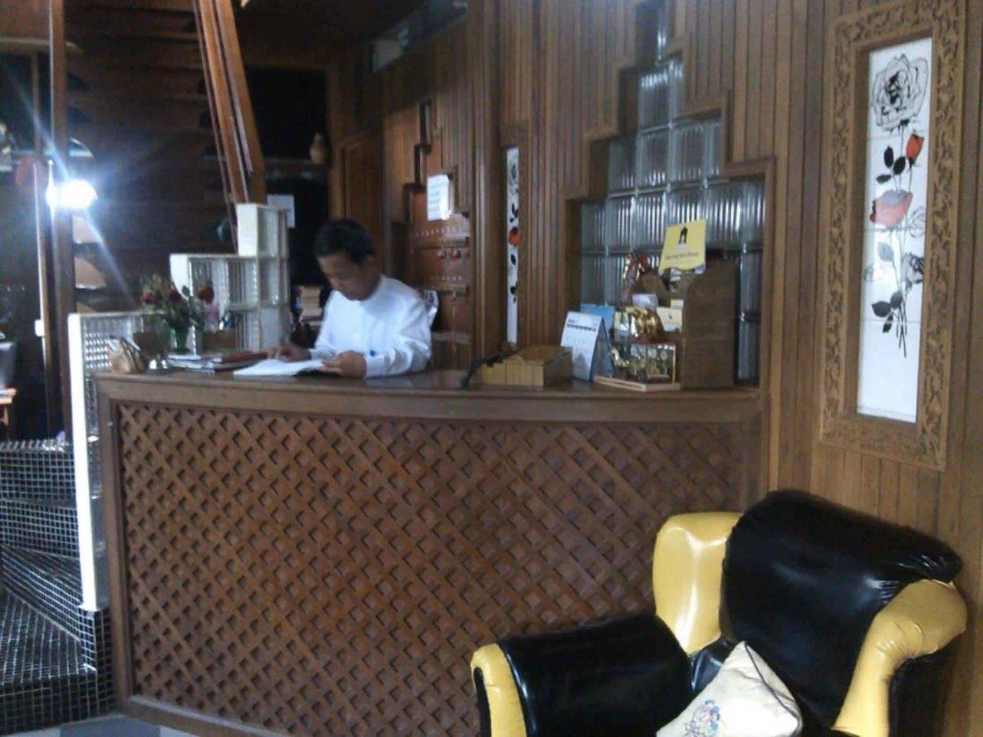 Kaung Lay Inn Γιανγκόν Εξωτερικό φωτογραφία
